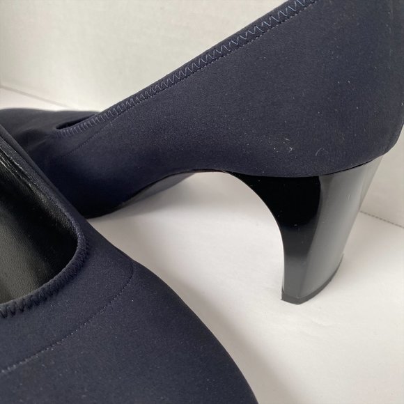 COPY - DKNY Slip On Pumps Navy Blue In Size 8.5 - Picture 2 of 6